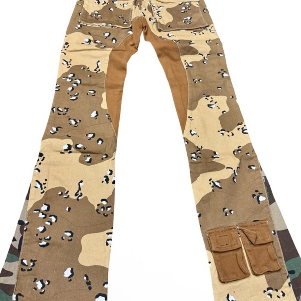 THRT Camouflage Patchwork Flare Denim Pants Sz 27x32 NWT Rare Pocket + Pouch - Picture 5 of 6